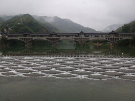 龙鳞坝鱼鳞坝水坝
