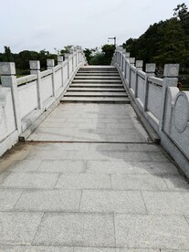 石桥