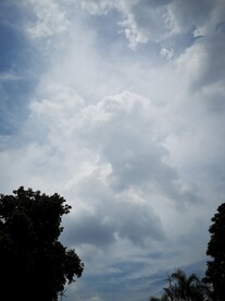 蓝天白云