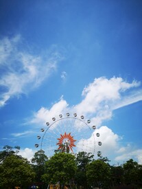 蓝天白云
