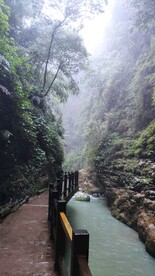 黑山谷