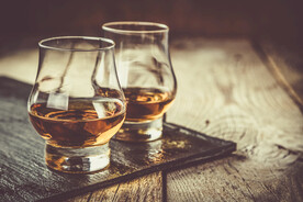 威士忌酒杯