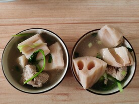 莲藕排骨汤