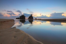 宁静海滩