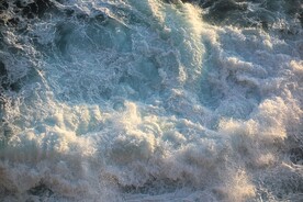 浪花