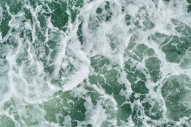 水面