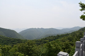 浮戏山