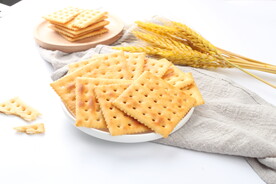 梳打饼干