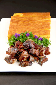 炸咸鱼饼子