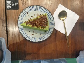 美味的抹茶千层蛋糕甜品