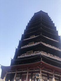 塔 