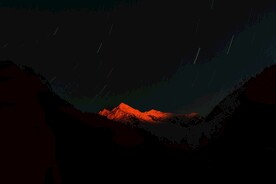  山岭 