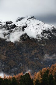  雪山山岭 