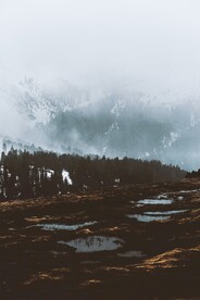 山岭 