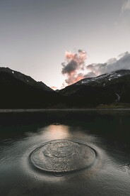 山岭 