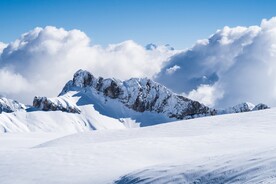  雪山