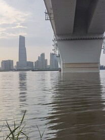 桥下