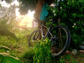 户外山地车唯美照片拍摄