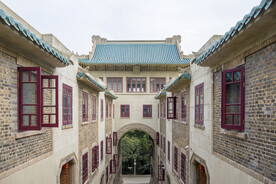 武汉大学
