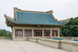 武汉大学 