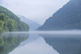 山水湖景
