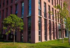 湖北汽车工业学院