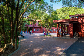 岳阳金鹗山公园金鹗山孔子公园