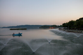 岳阳南湖广场