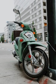 助力车