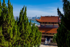 岳阳圣安寺景区 岳阳塔