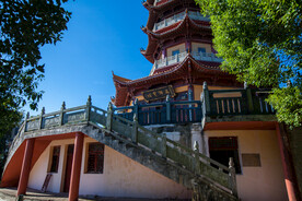 岳阳圣安寺景区 岳阳塔
