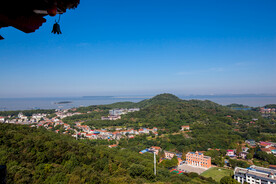 岳阳圣安寺景区 万佛宝塔远眺