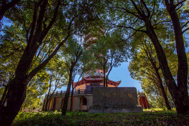 岳阳圣安寺景区 岳阳塔