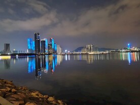  深圳湾海边夜景