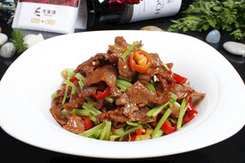 爆炒牛肉