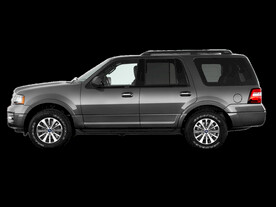 灰色SUV
