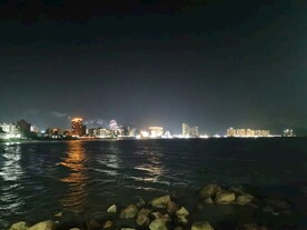 双月湾海边夜色