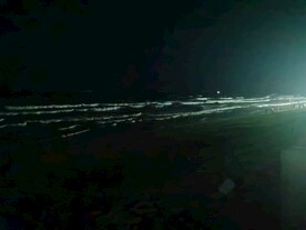 夜晚大海