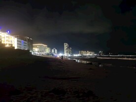 双月湾海边夜色
