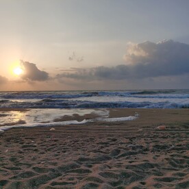 双月湾大海海浪  日出