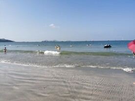 双月湾海滩 大海海浪