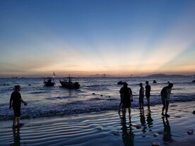 双月湾海边夜色