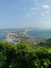 双月湾观景台看海