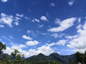 蓝天白云 武功山