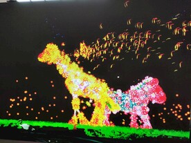 LED屏幕多媒体长颈鹿和小马