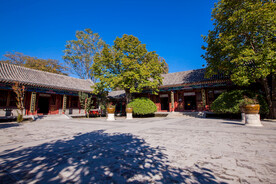 荣国府