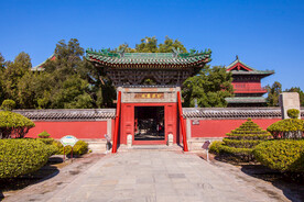 隆兴寺
