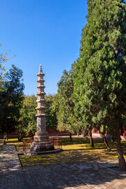隆兴寺