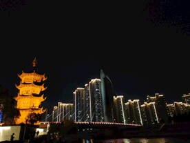 芜湖中江塔夜景城市灯光缤纷