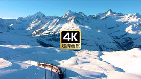 航拍雪山列车美景